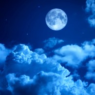 Облака при полной Луне